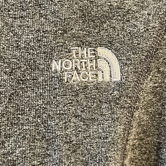 Ladies small North Face hoodie - Picture 2 of 5